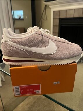 Nike Cortez Sneakers NEW IN BOX